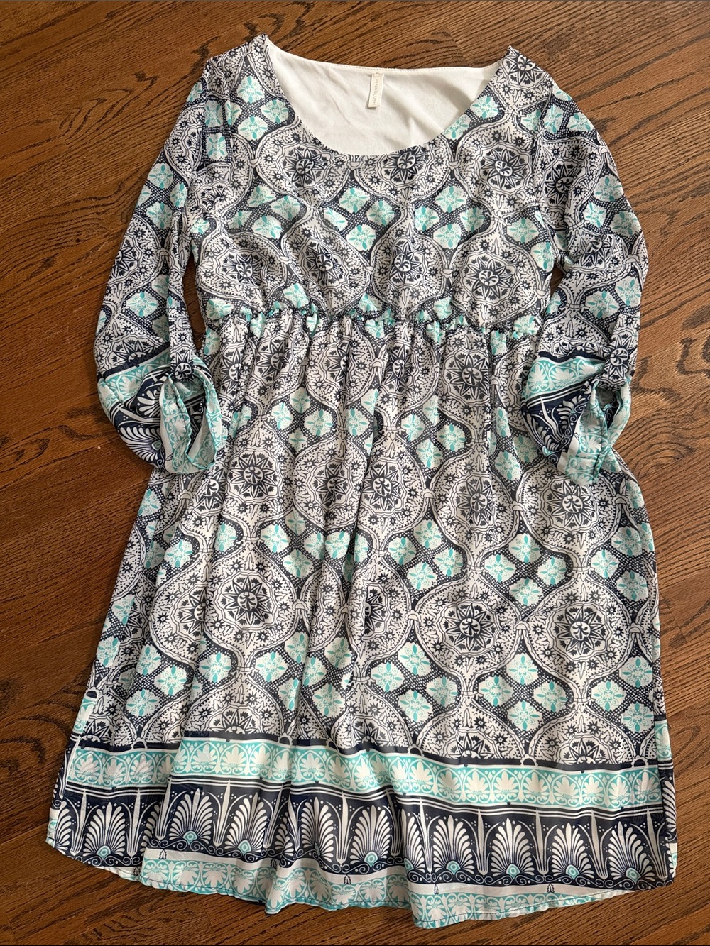 Pinkblush maternity chiffon mini dress with navy and aqua geometric design sz L